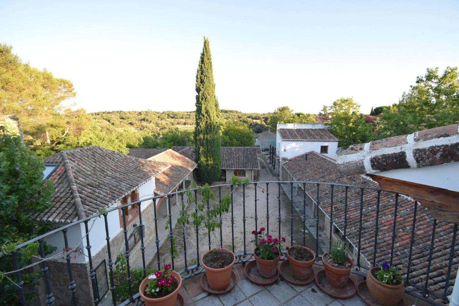 La Casona Imperial 2 Villa Галапагар Екстериор снимка