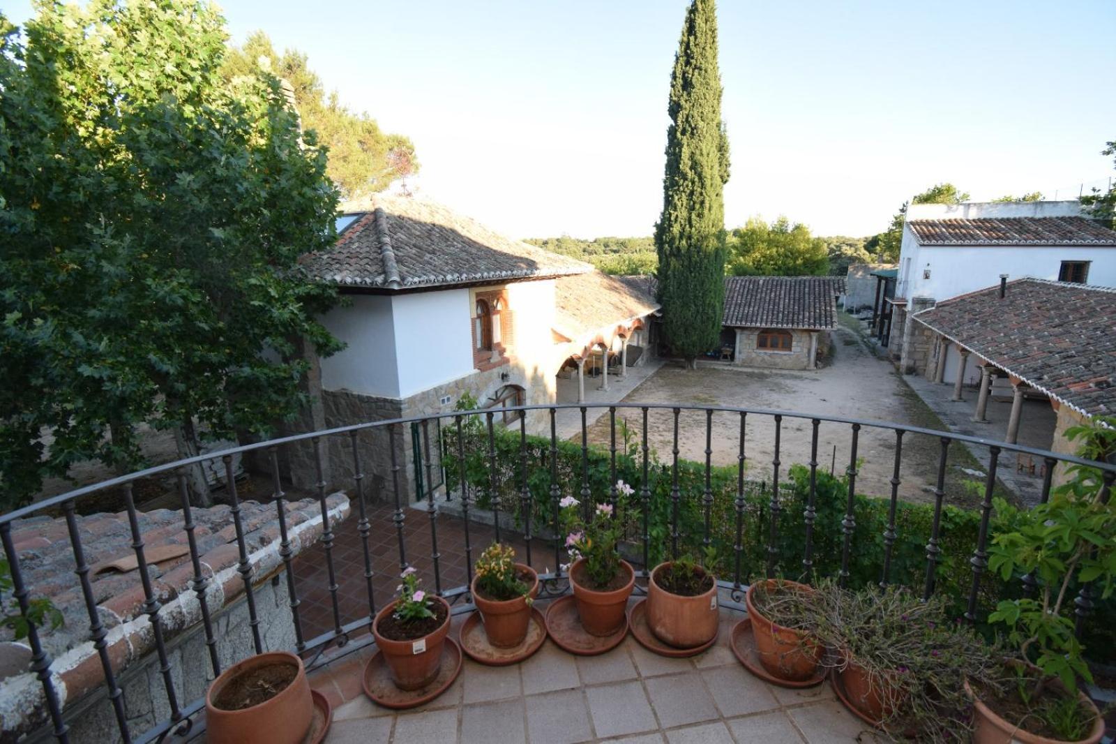 La Casona Imperial 2 Villa Галапагар Екстериор снимка