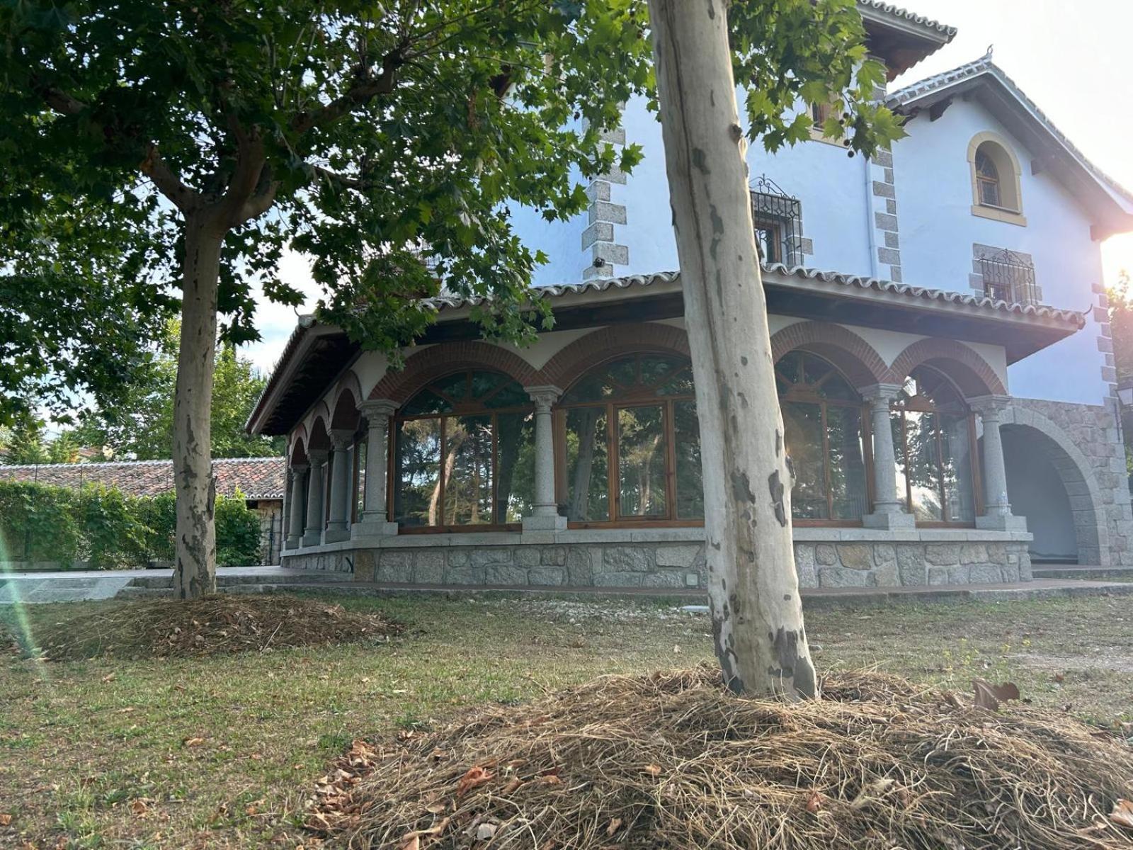 La Casona Imperial 2 Villa Галапагар Екстериор снимка