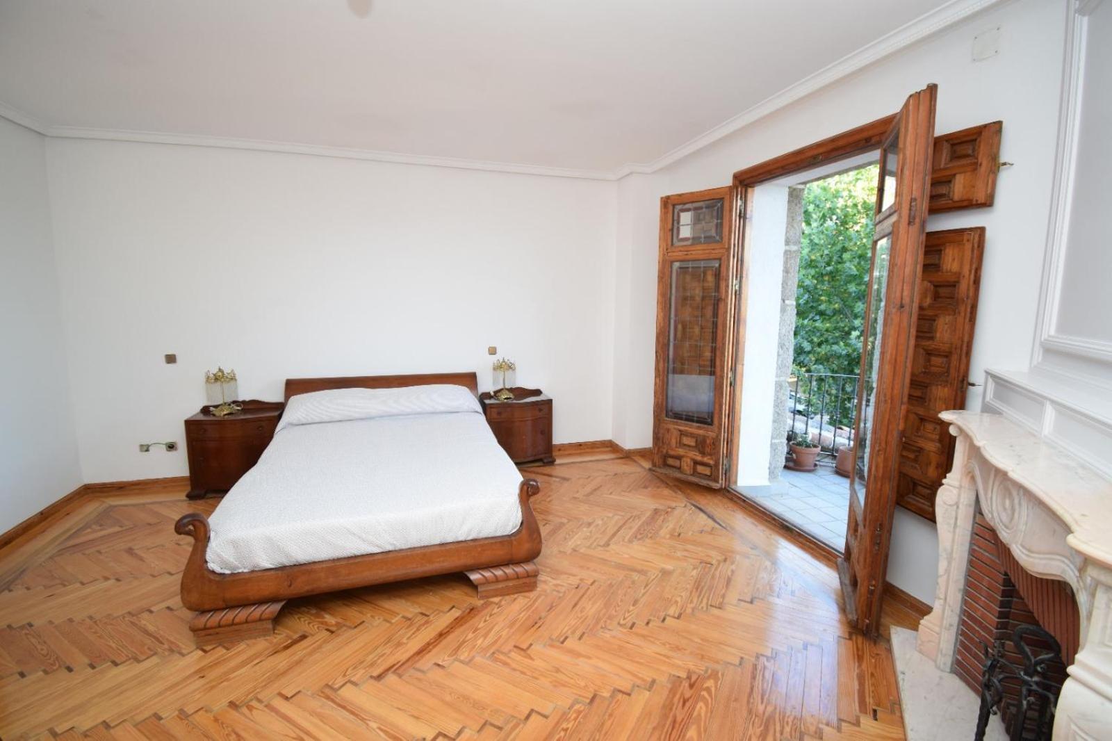 La Casona Imperial 2 Villa Галапагар Екстериор снимка