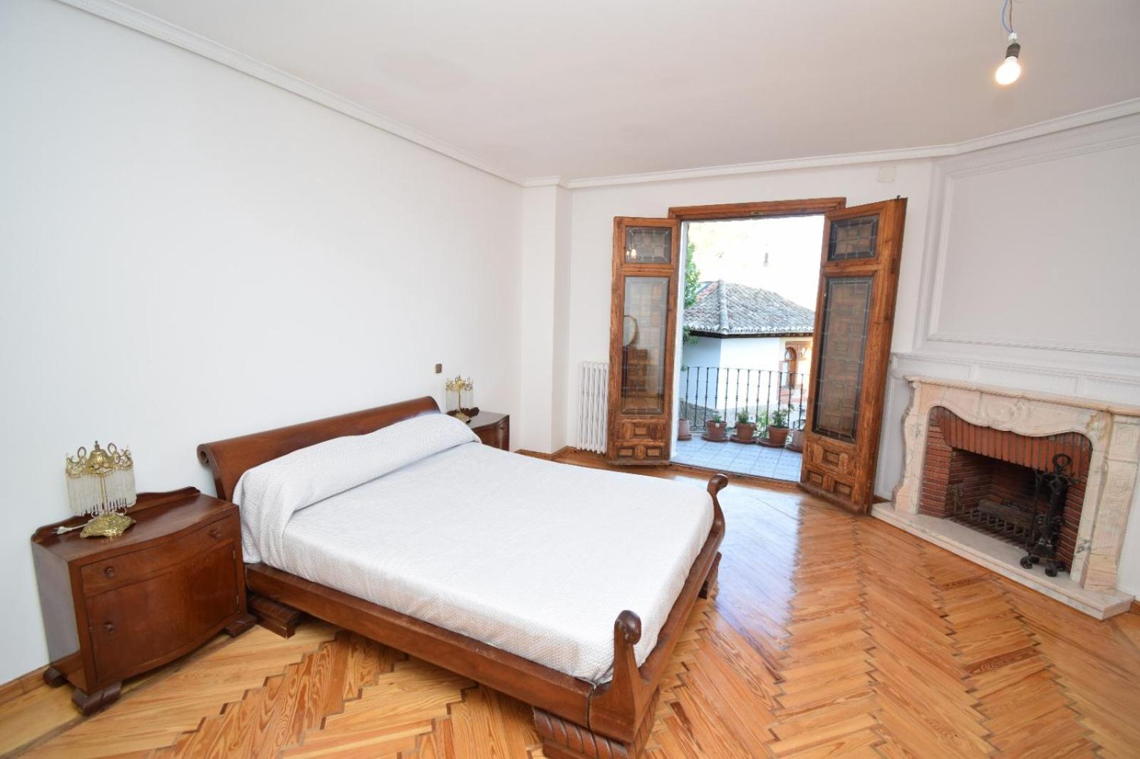 La Casona Imperial 2 Villa Галапагар Екстериор снимка